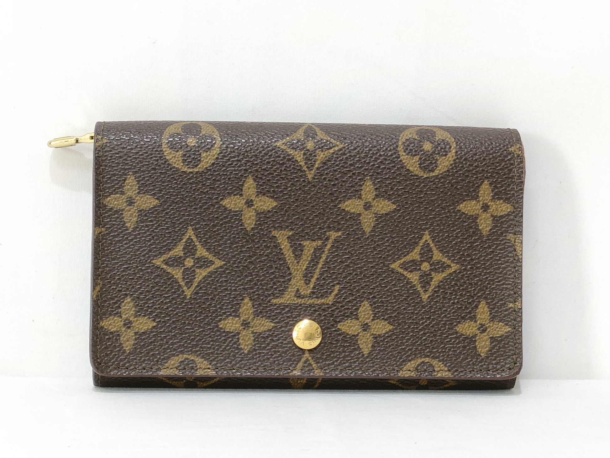 LOUIS VUITTON Monogram Bifold Wallet