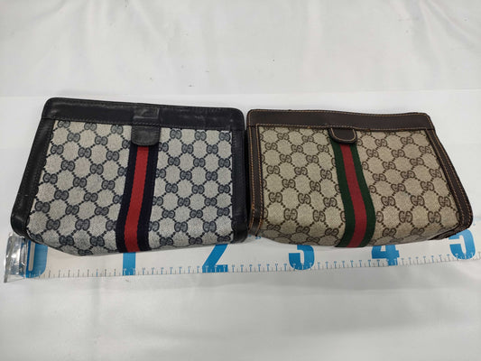 GUCCI GG Supreme Cherie Parfum Pouch