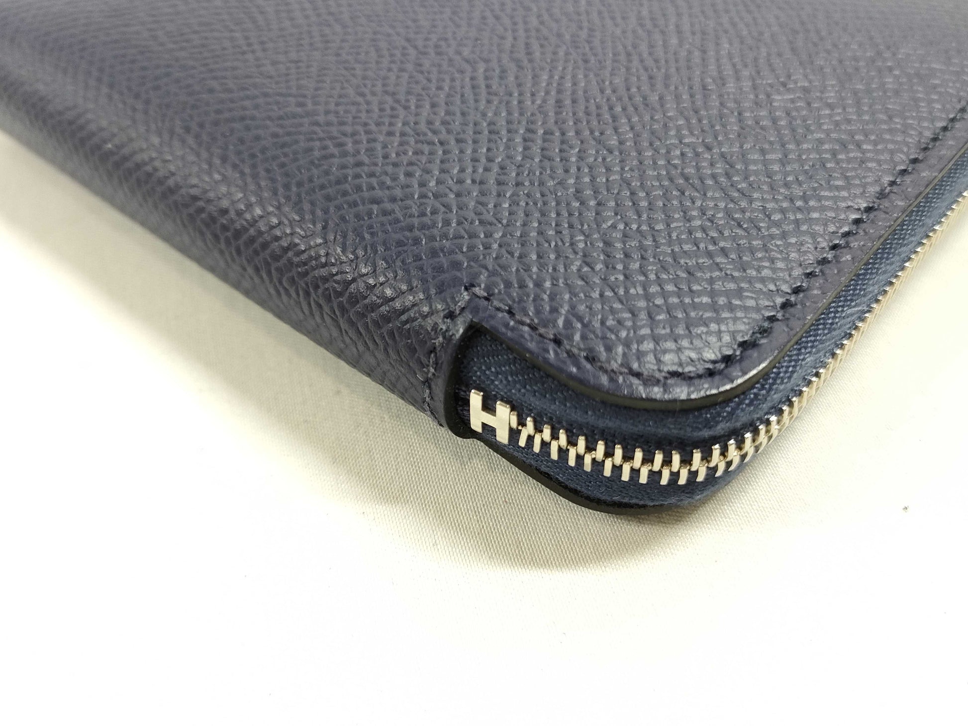 HERMES Silk in Compact Wallet