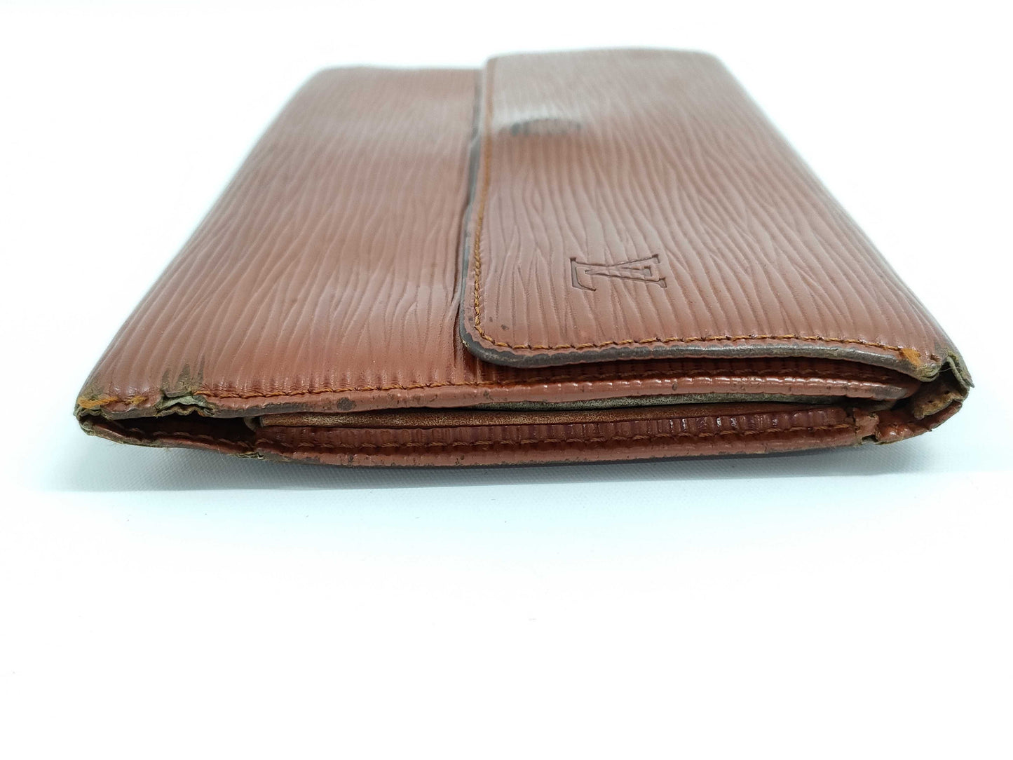 LOUIS VUITTON Epi Portefeuille Sarah Reddish Brown Wallet
