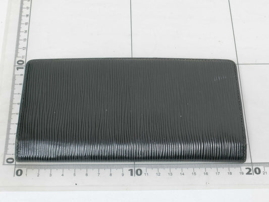 LOUIS VUITTON Epi Epi Portefeuille Brazza Wallet