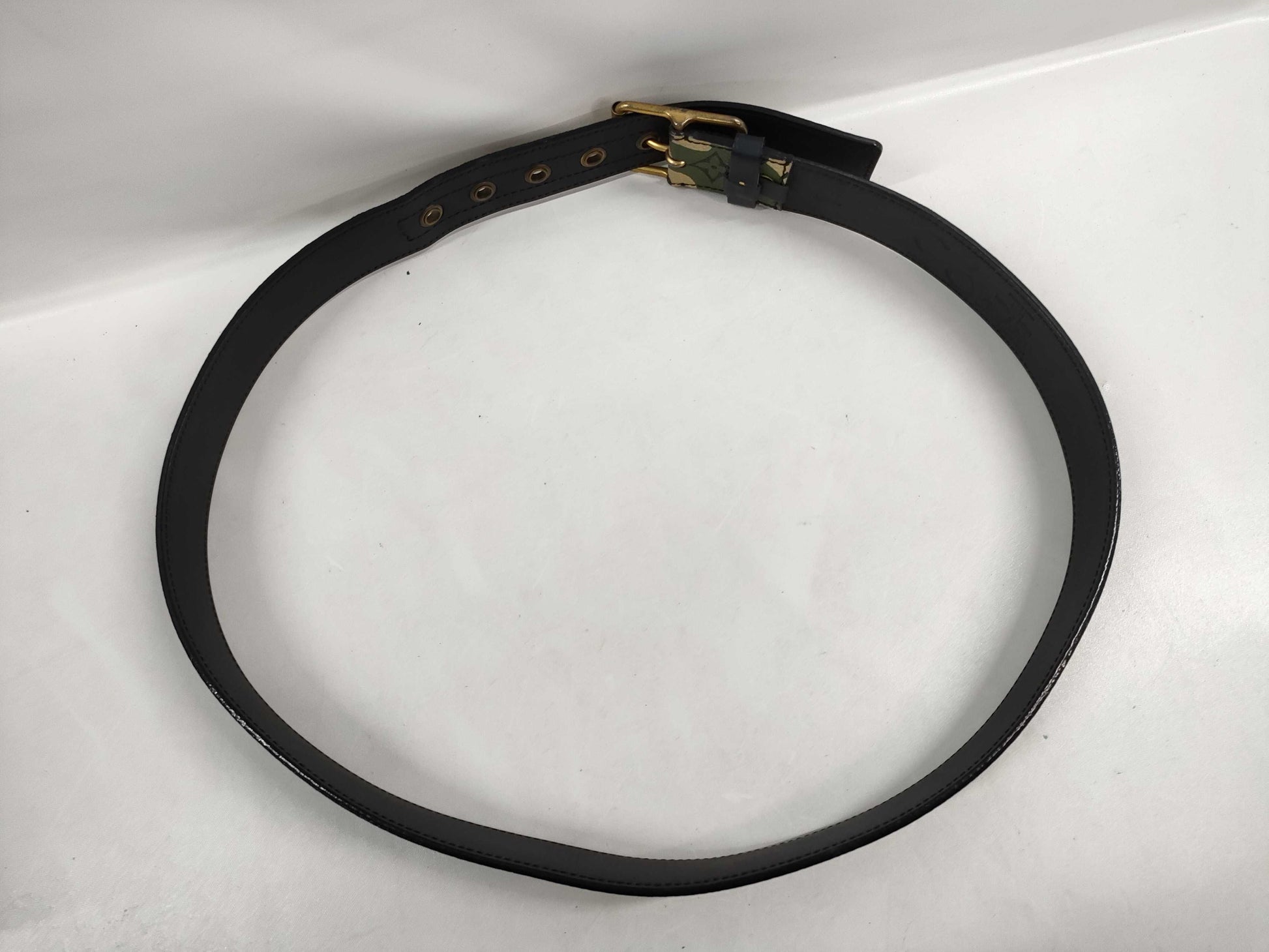 LOUIS VUITTON M9646U Santur Monogramoflage 95 Belt