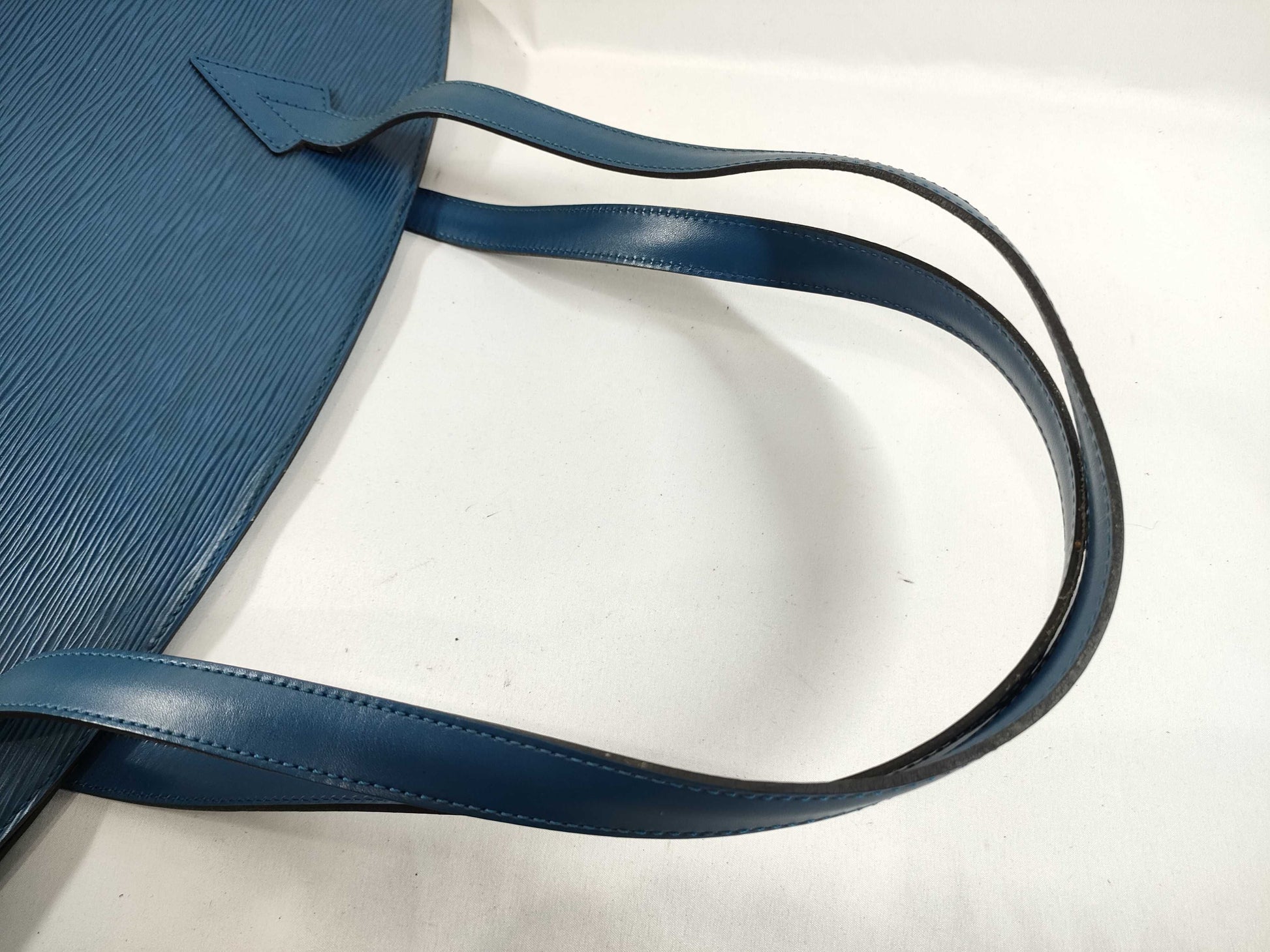 LOUIS VUITTON Epi Saint-Jacques Blue Handbag