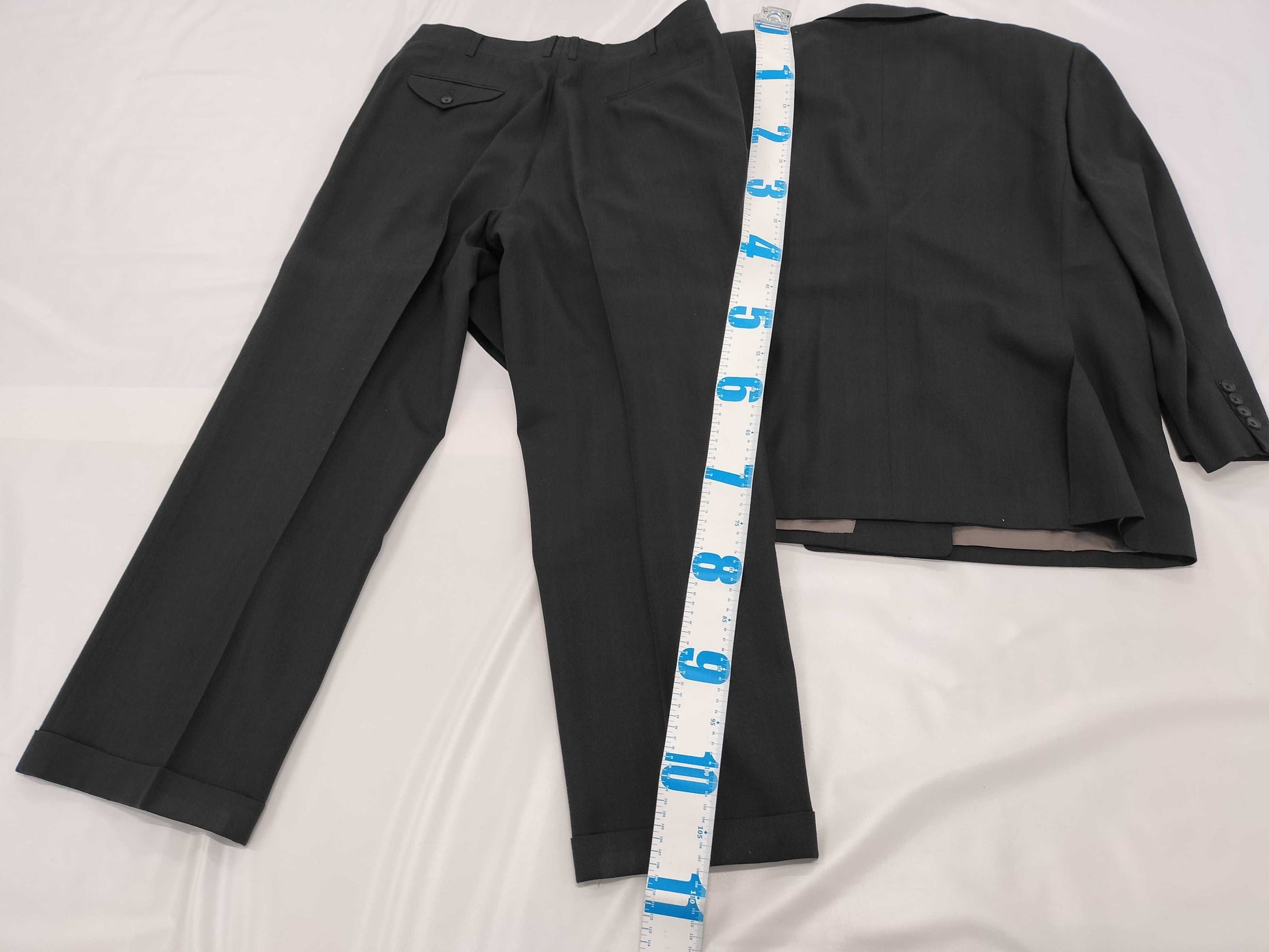 BURBERRY suit jacket
