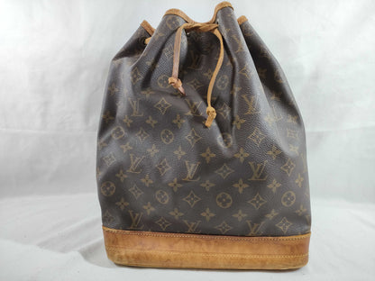 LOUIS VUITTON Monogram M42224 Noe Shoulder Bag