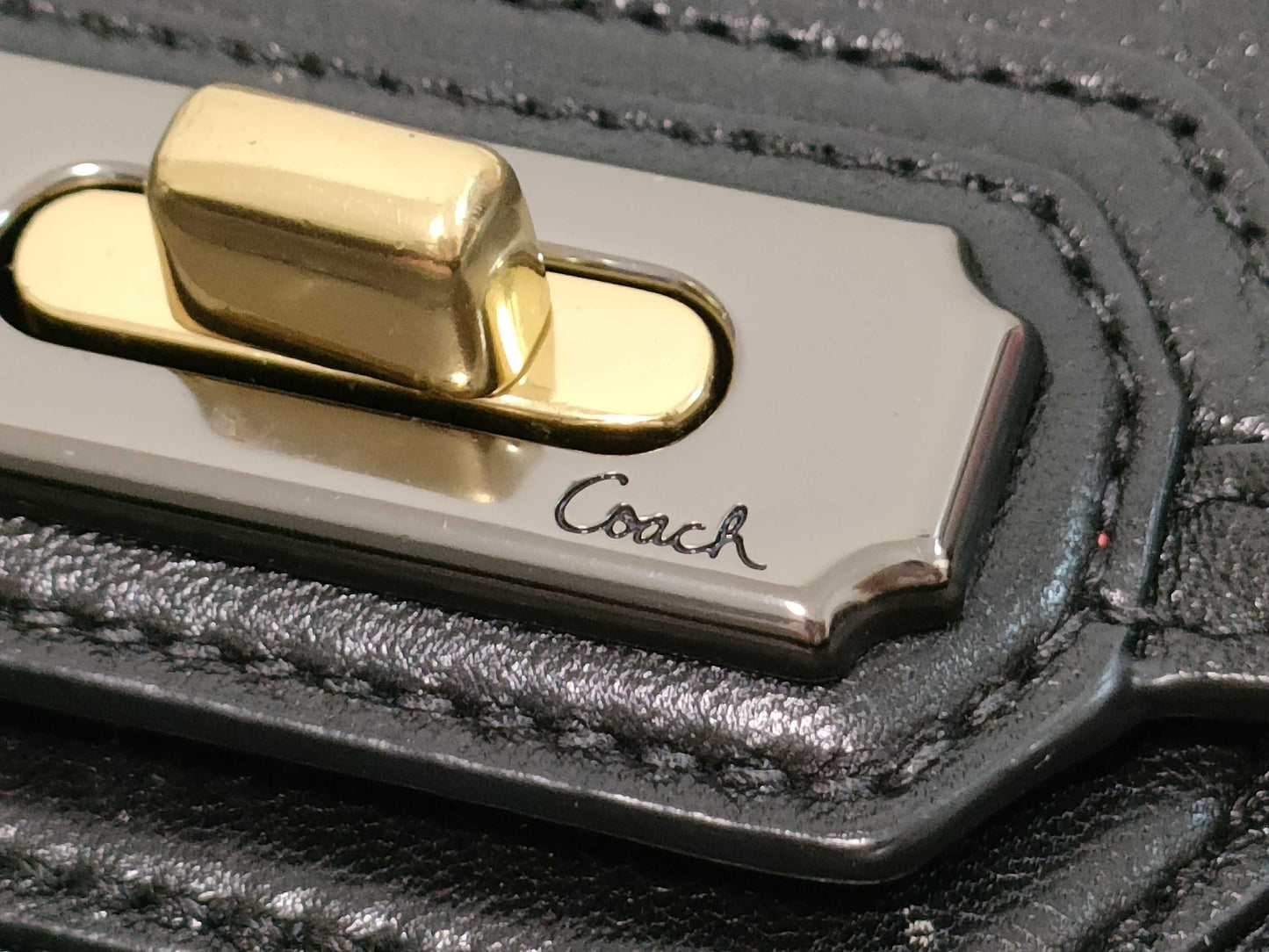 COACH Leather Bag Shoulder Bag