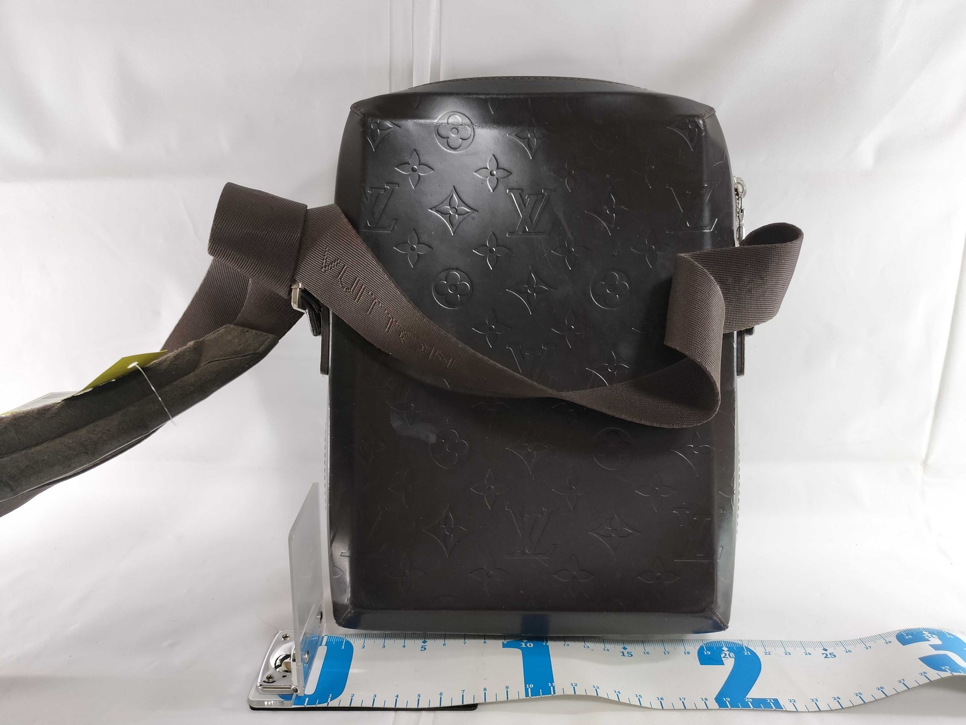 LOUIS VUITTON Monogram Glace Bobby Shoulder Bag