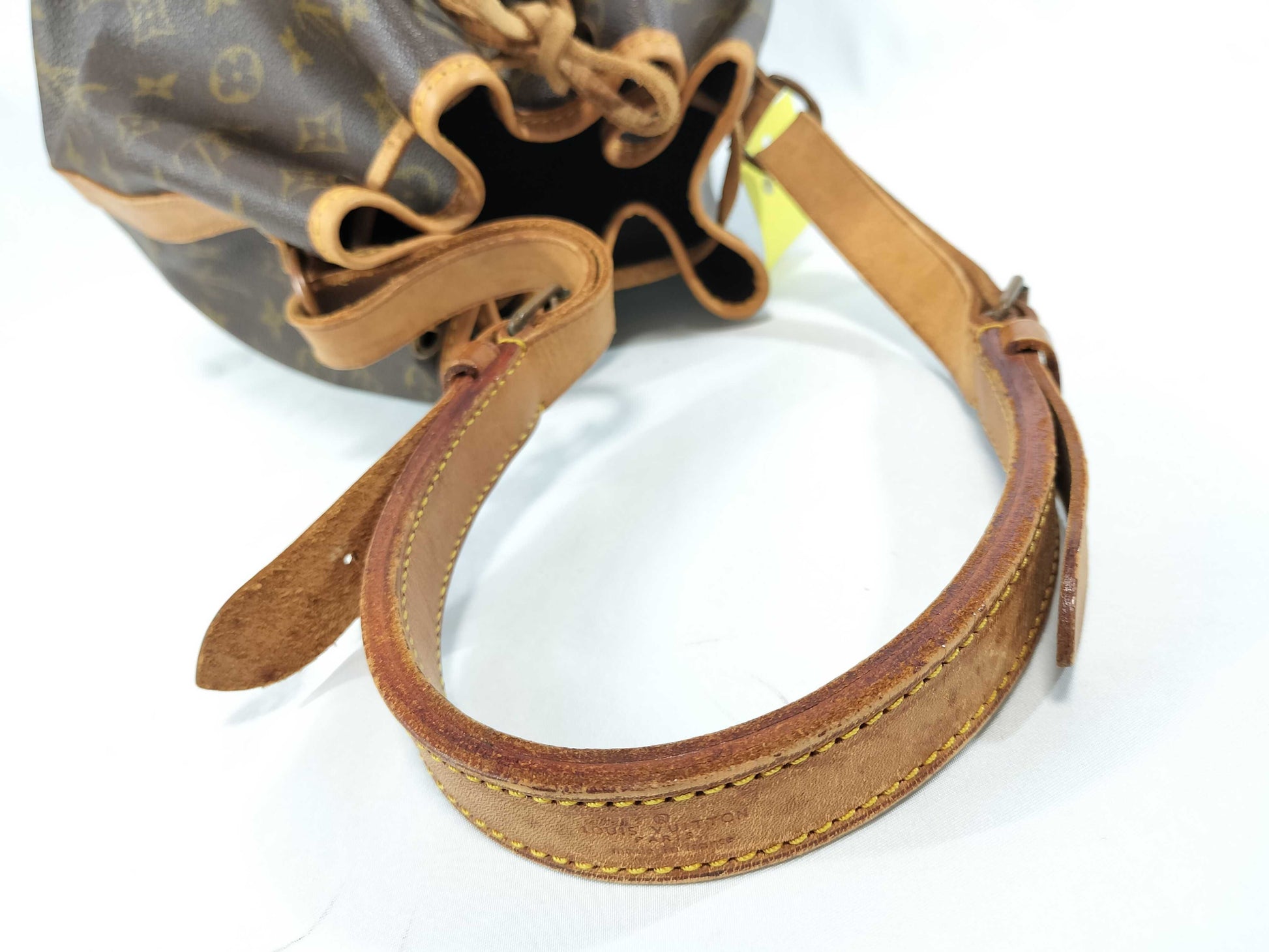 LOUIS VUITTON Monogram M42224 Noe Shoulder Bag