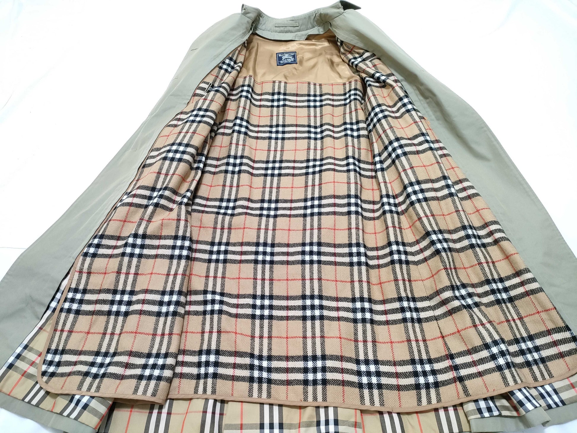BURBERRY Trench Coat with Name