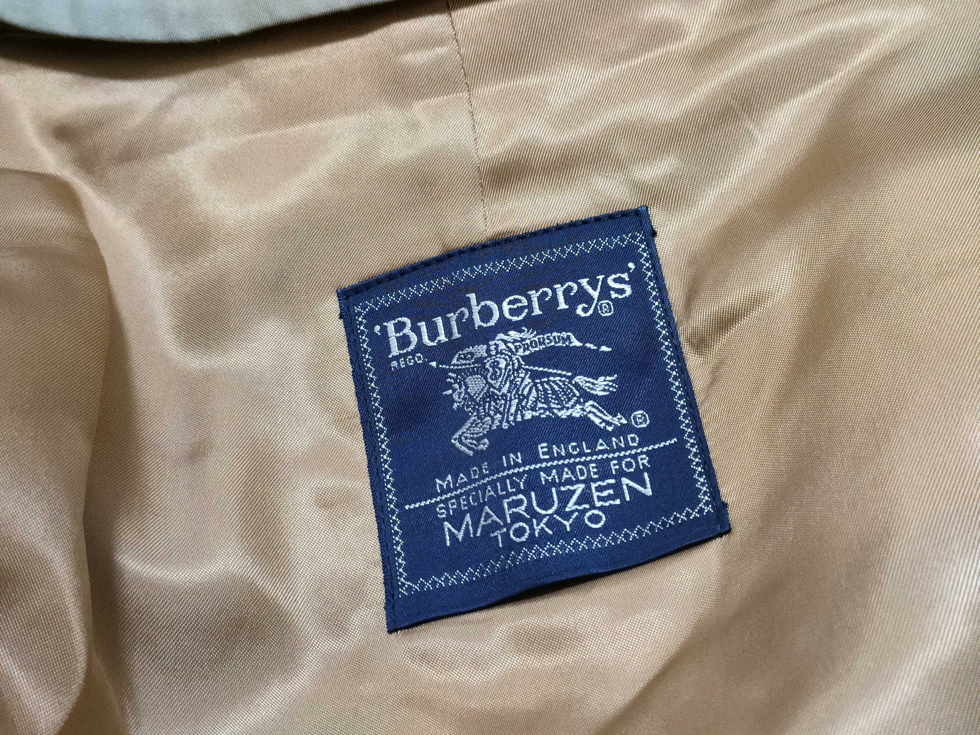 BURBERRY Trench Coat with Name