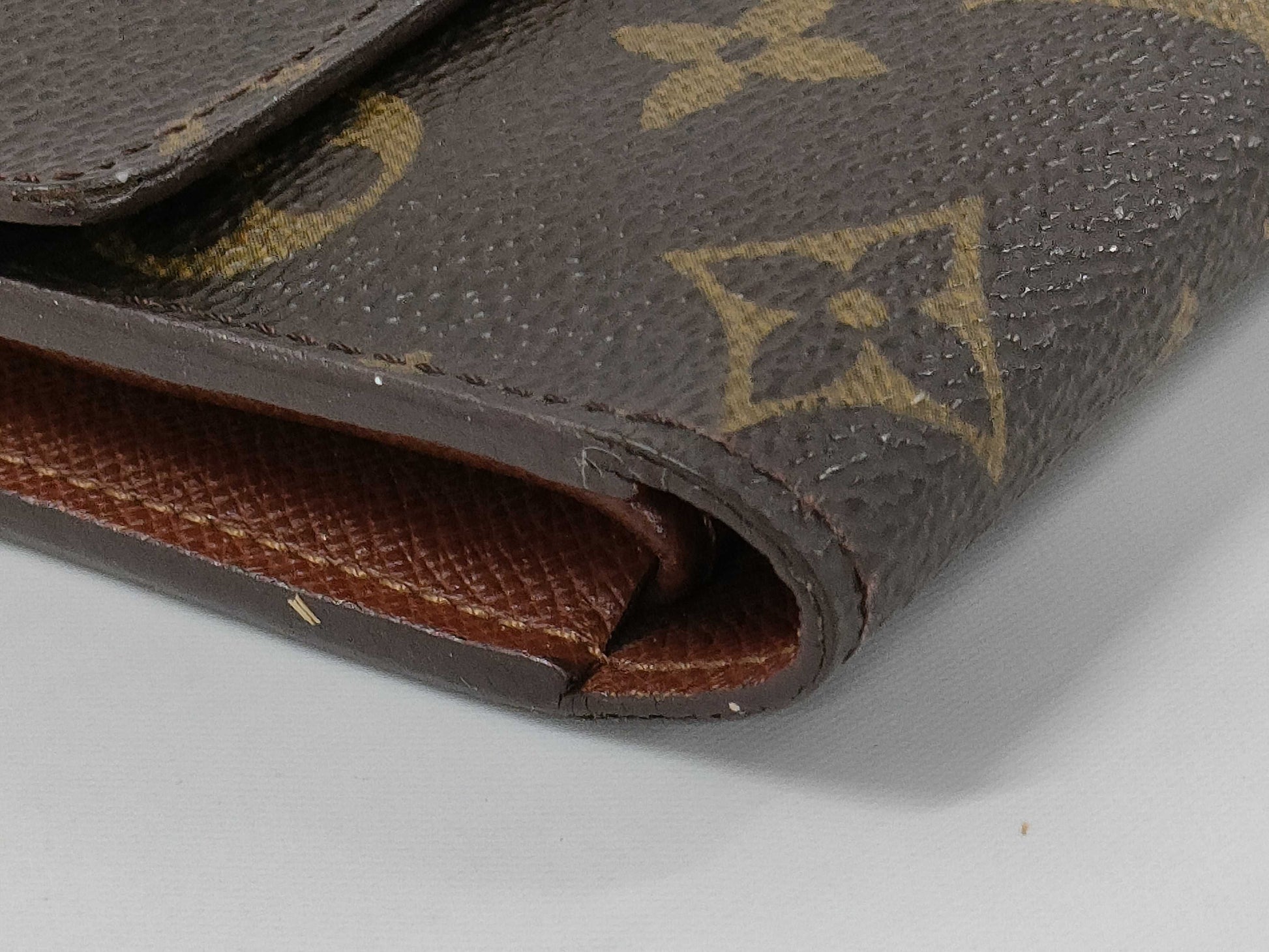 LOUIS VUITTON Monogram Tri-fold Wallet
