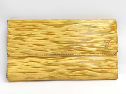 LOUIS VUITTON Epi M63382 Inter Long Wallet