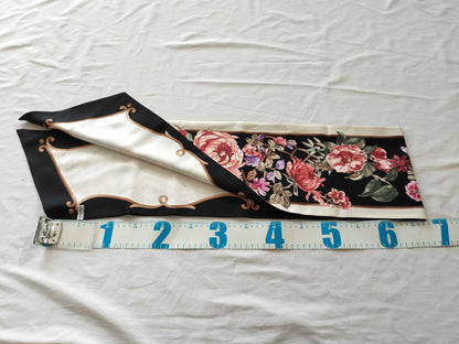 Salvatore Ferragamo Pleated Carré/Shawl Scarf