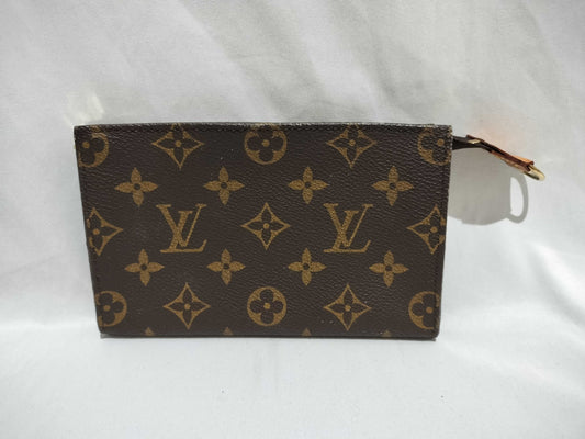 LOUIS VUITTON Monogram Bucket Pouch Other Accessories