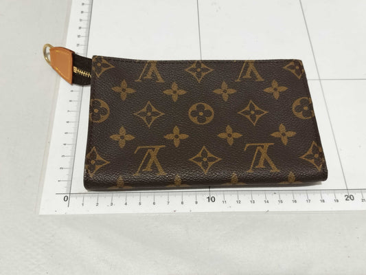 LOUIS VUITTON Monogram Bucket Pouch Other Accessories