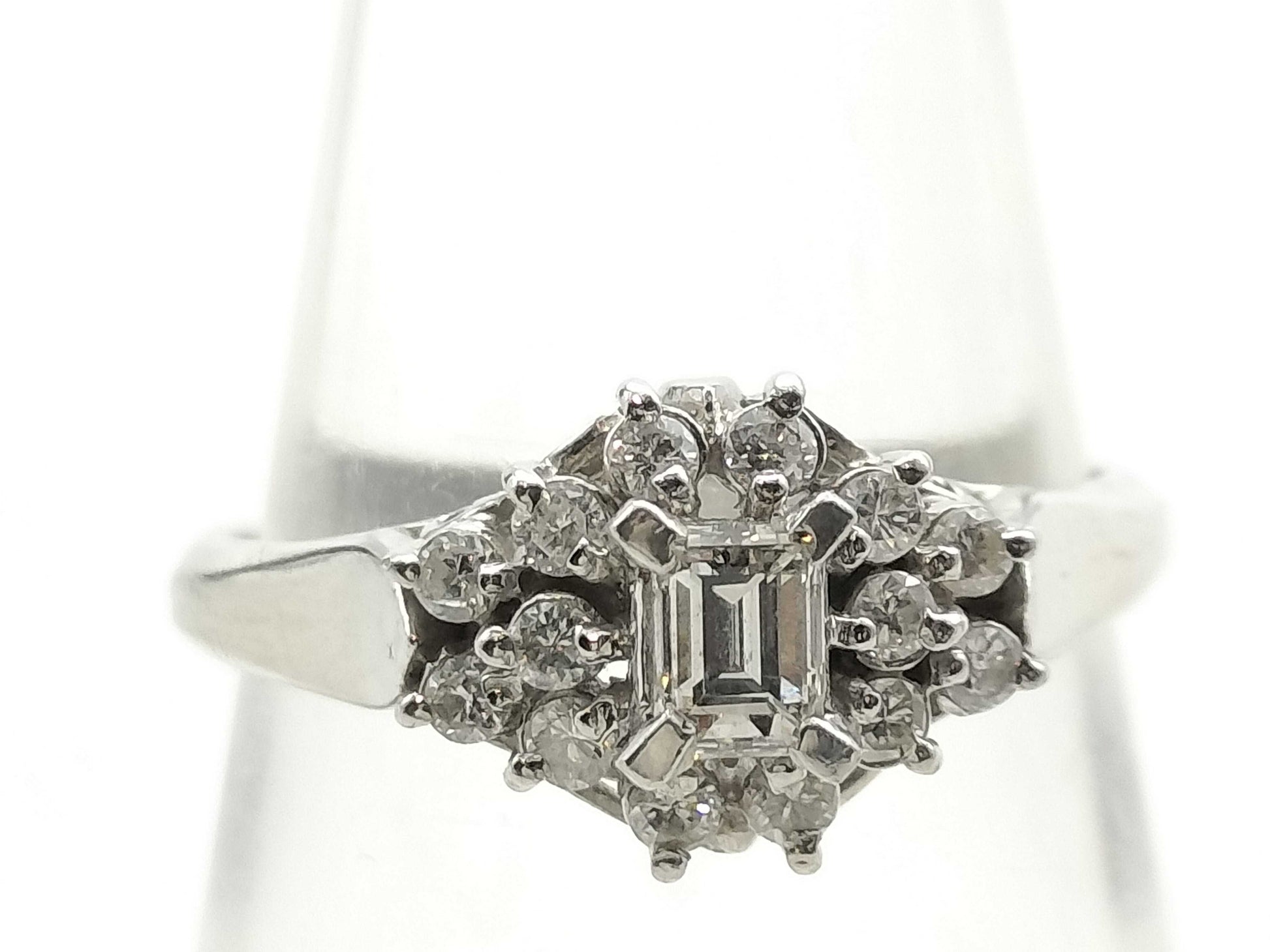 Mitsukoshi D 0.20ct/0.20ct Pt900 4.0g Ring 