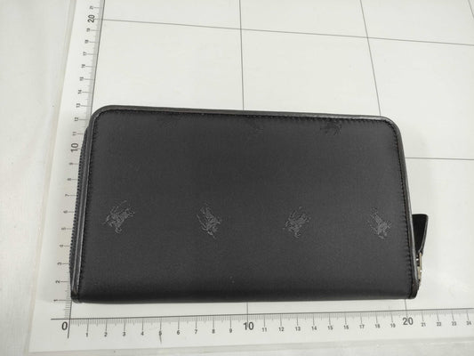 BURBERRY Round Long Wallet