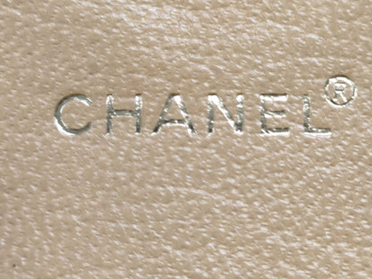 CHANEL double-hook wallet