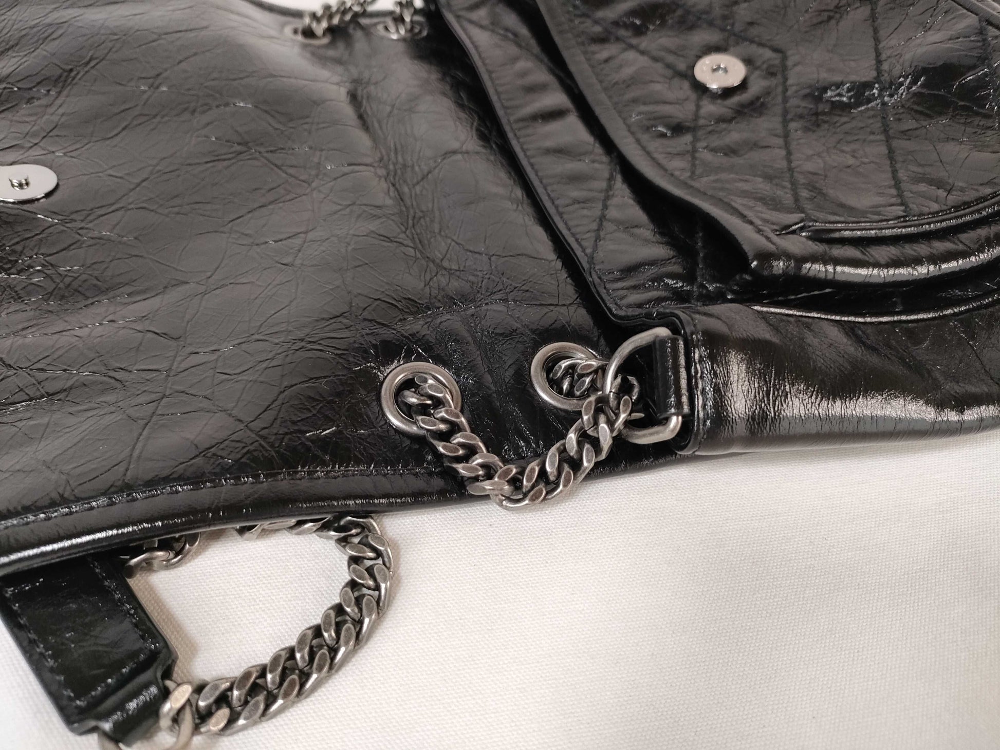 Yves Saint Laurent Paris Niki Leather Chain Shoulder Bag 633151