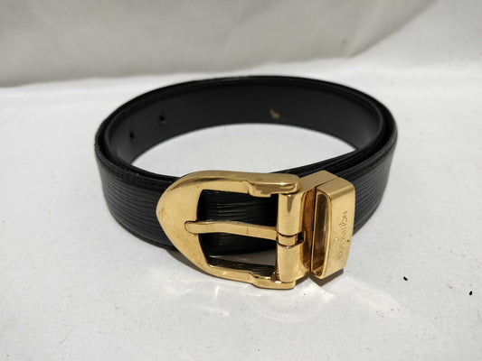LOUIS VUITTON Epi Santur Black Belt