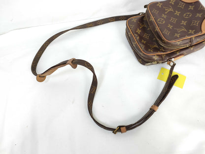 LOUIS VUITTON Monogram Amazon Shoulder Bag