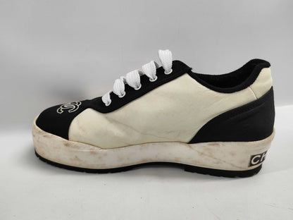 CHANEL Coco Mark Low-Cut Sneakers