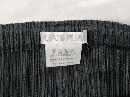ISSEY MIYAKE pleated pants