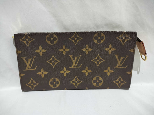 LOUIS VUITTON Monogram Bucket Pouch Pouch