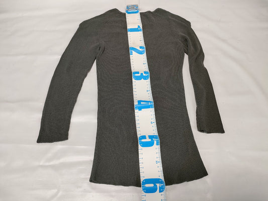 GUCCI Long Sleeve Metal Logo Silk Top