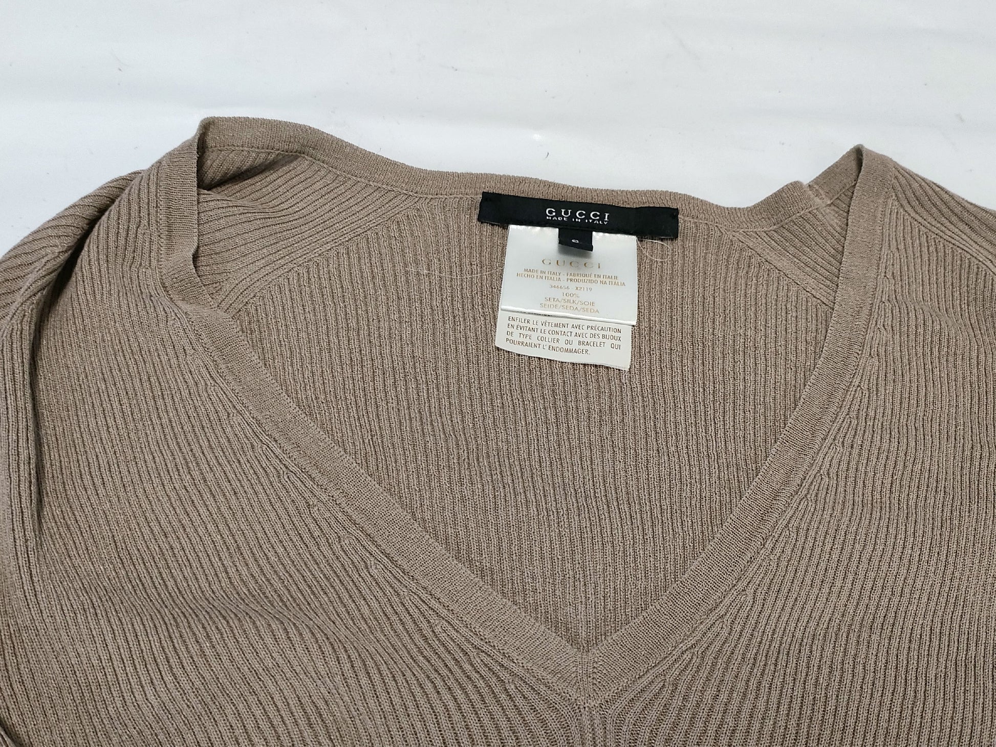 GUCCI Long Sleeve Metal Logo Silk Top