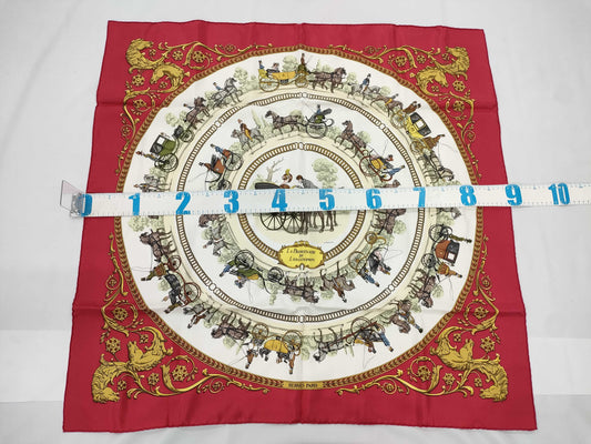 HERMES Carré Walk to Longchamp 90 Scarf with tags, in excellent condition