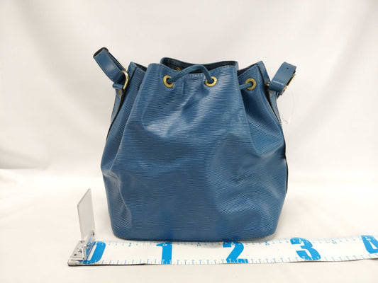 LOUIS VUITTON Epi M44107 Petit Noe Shoulder Bag