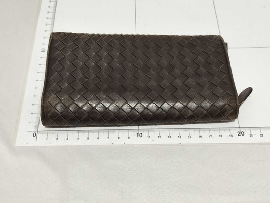 BOTTEGA VENETA Intrecciato Long Wallet
