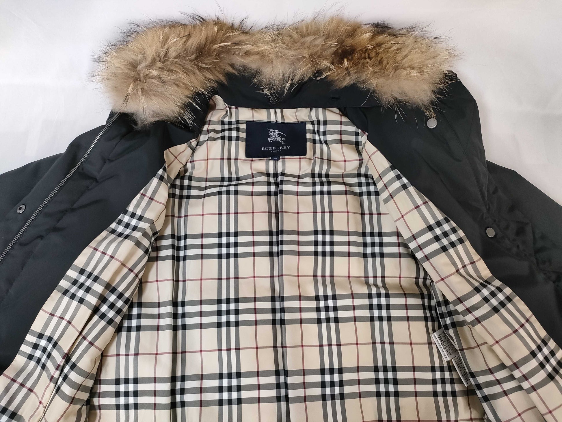 BURBERRY Nova Check Fur Down Jacket