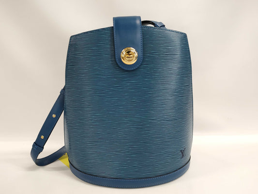 LOUIS VUITTON Epi Cluny Shoulder Bag