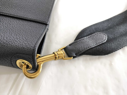 CELINE Sangle Bucket Shoulder Bag
