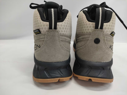Keen hiking sneakers