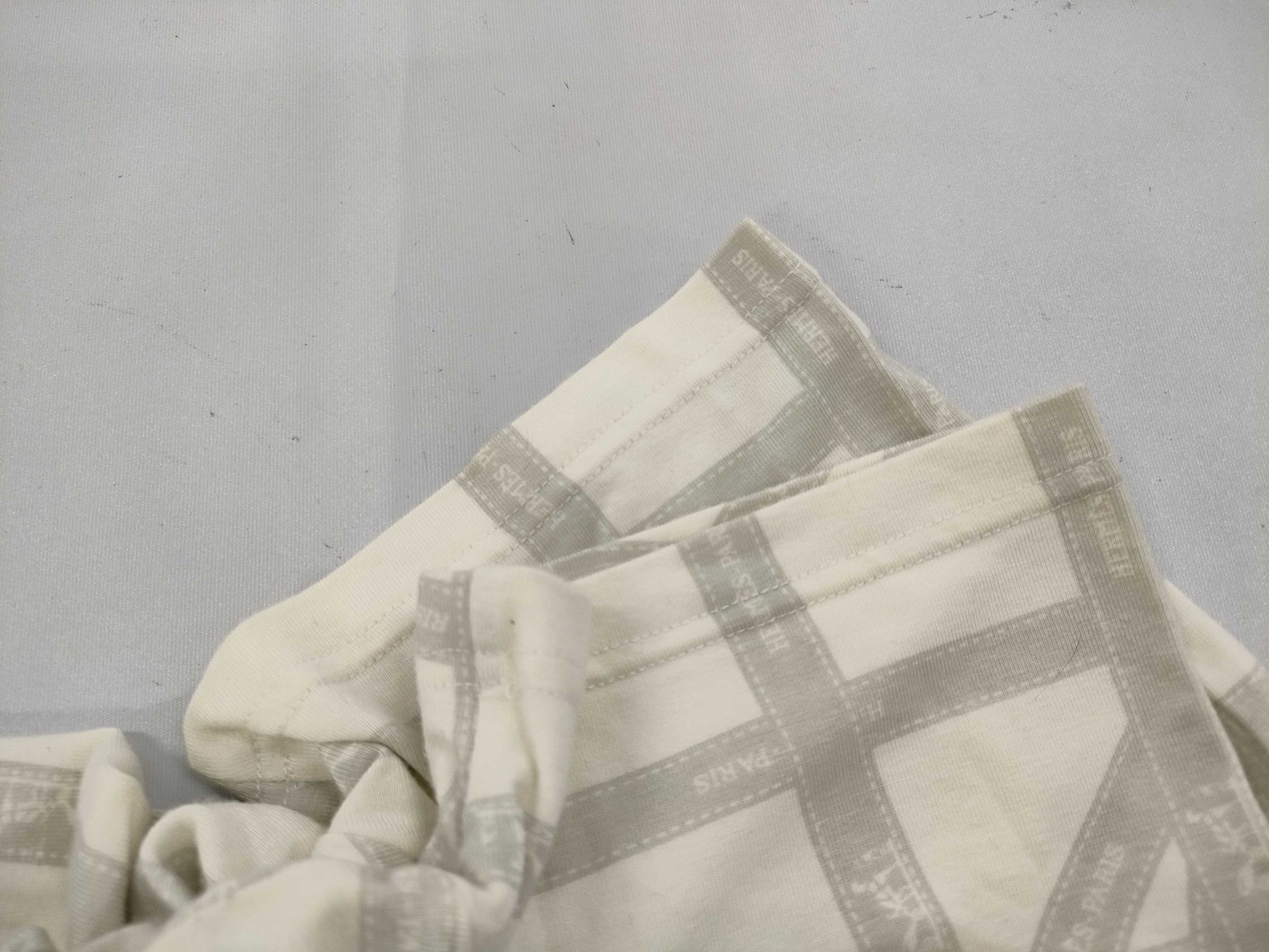 HERMES Ribbon Shirt T-shirt