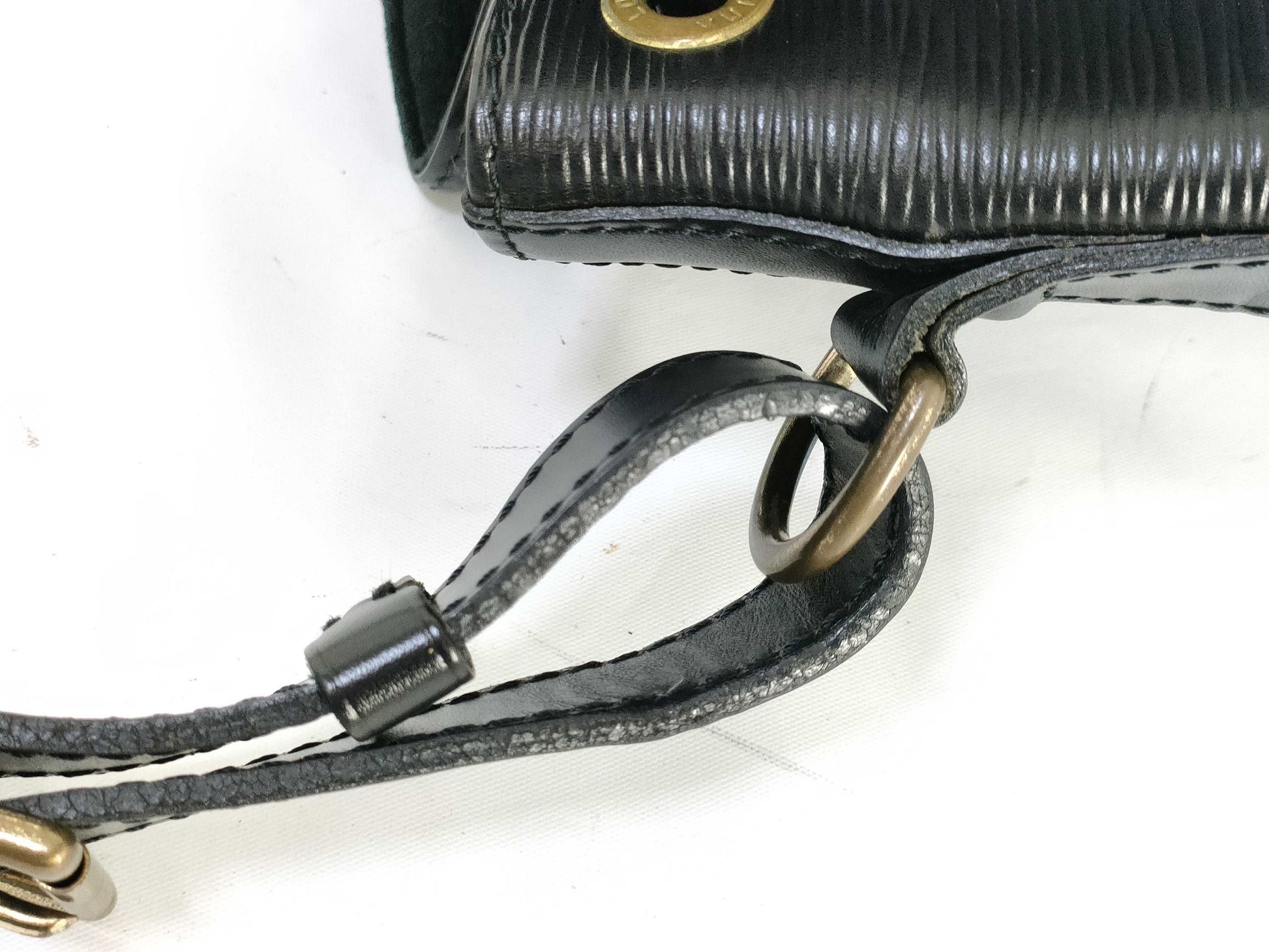 LOUIS VUITTON Epi Noe BB Shoulder Bag