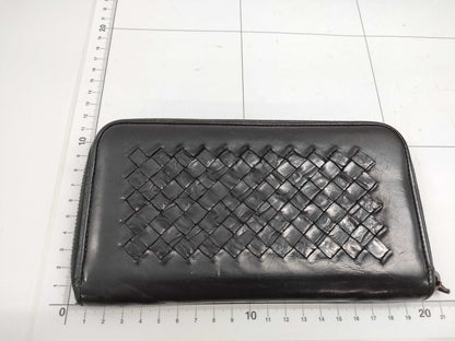 BOTTEGA VENETA Crocodile Intrecciato Zippy Wallet