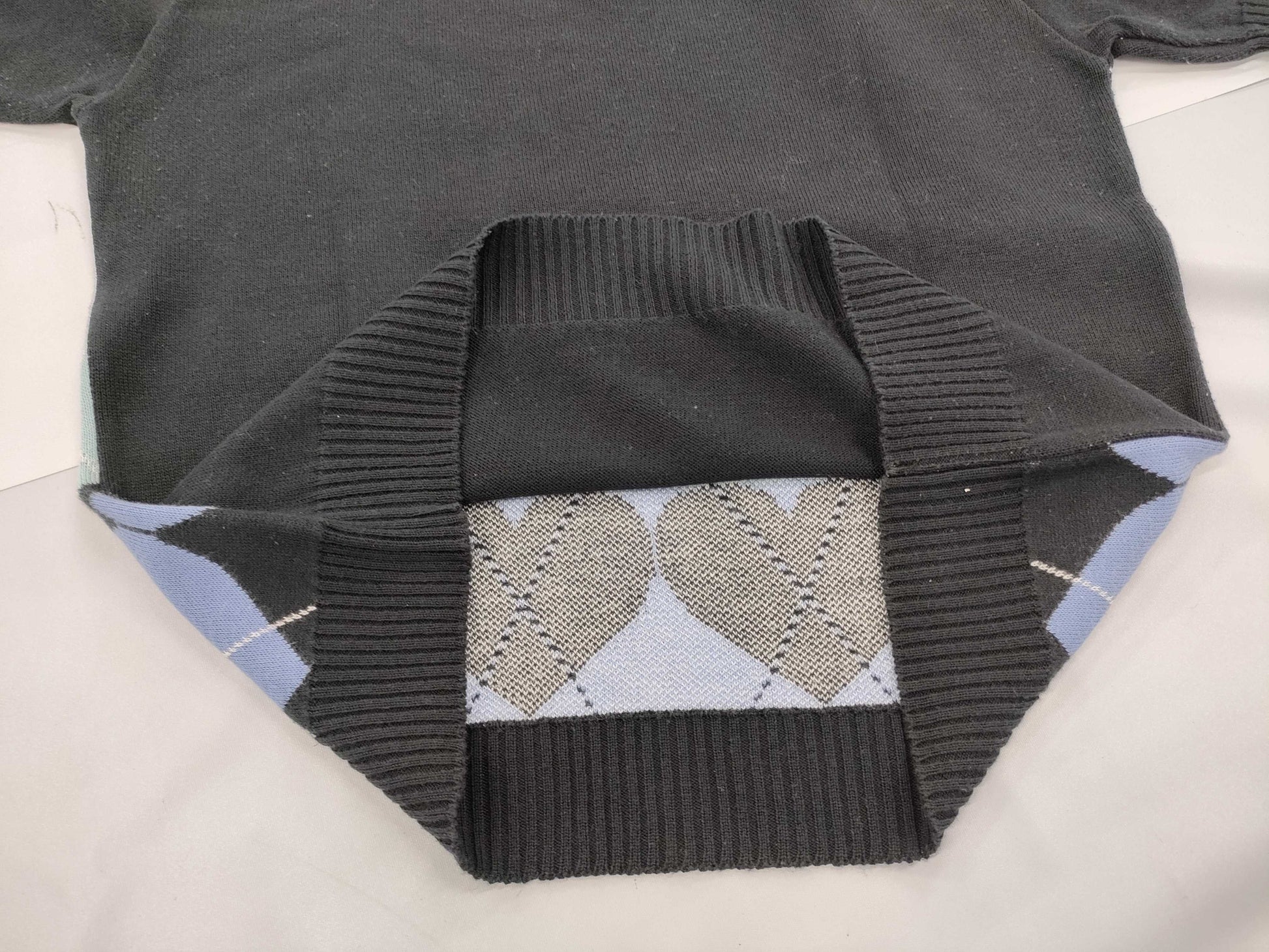 BURBERRY London Ensemble Sweater, Cardigan, Other Apparel