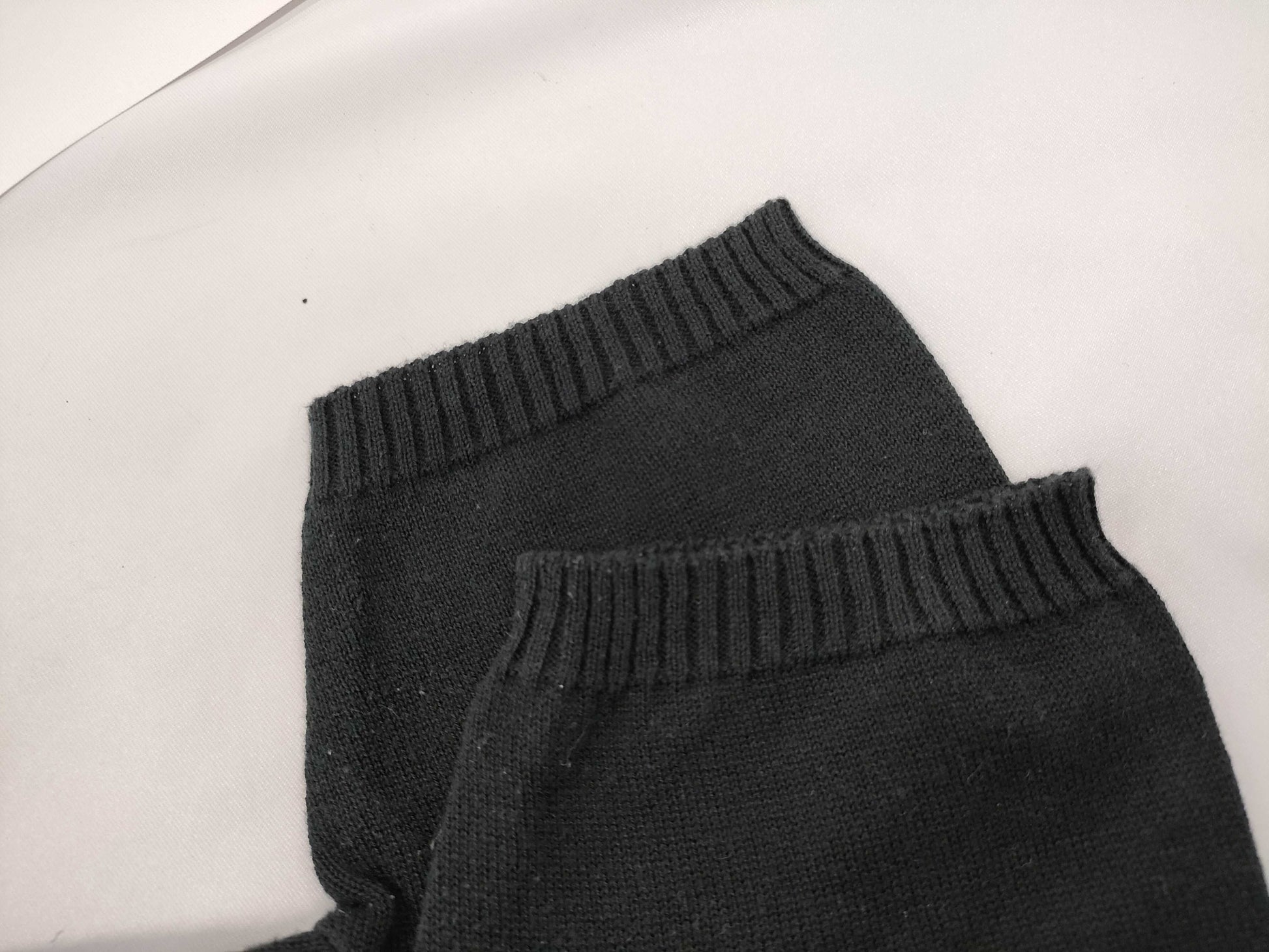 BURBERRY London Ensemble Sweater, Cardigan, Other Apparel