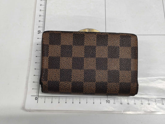 LOUIS VUITTON Damier clasp bifold wallet