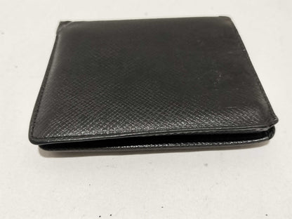 LOUIS VUITTON Taiga Porte Carte Credit Wallet