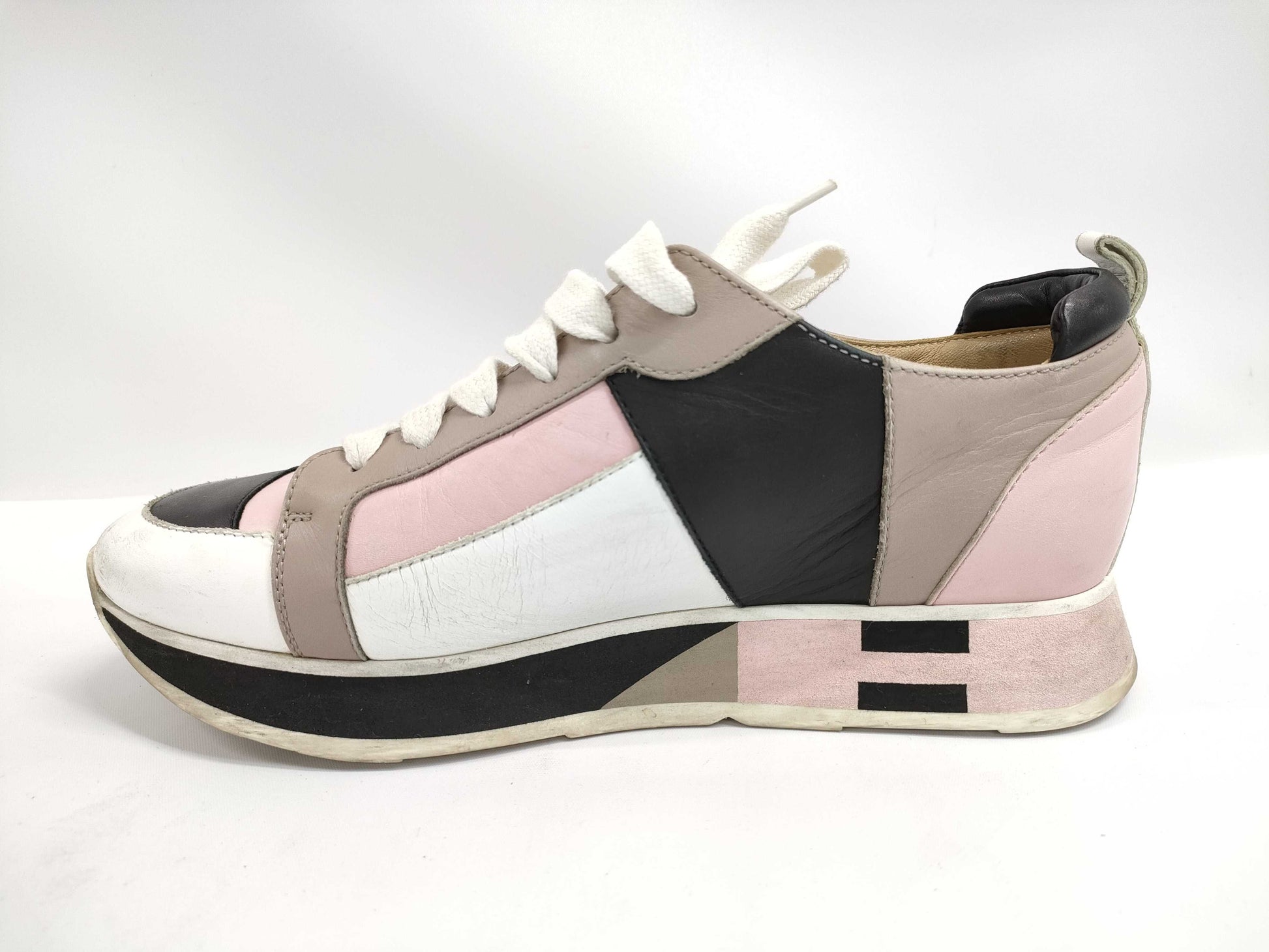 HERMES leather sneakers