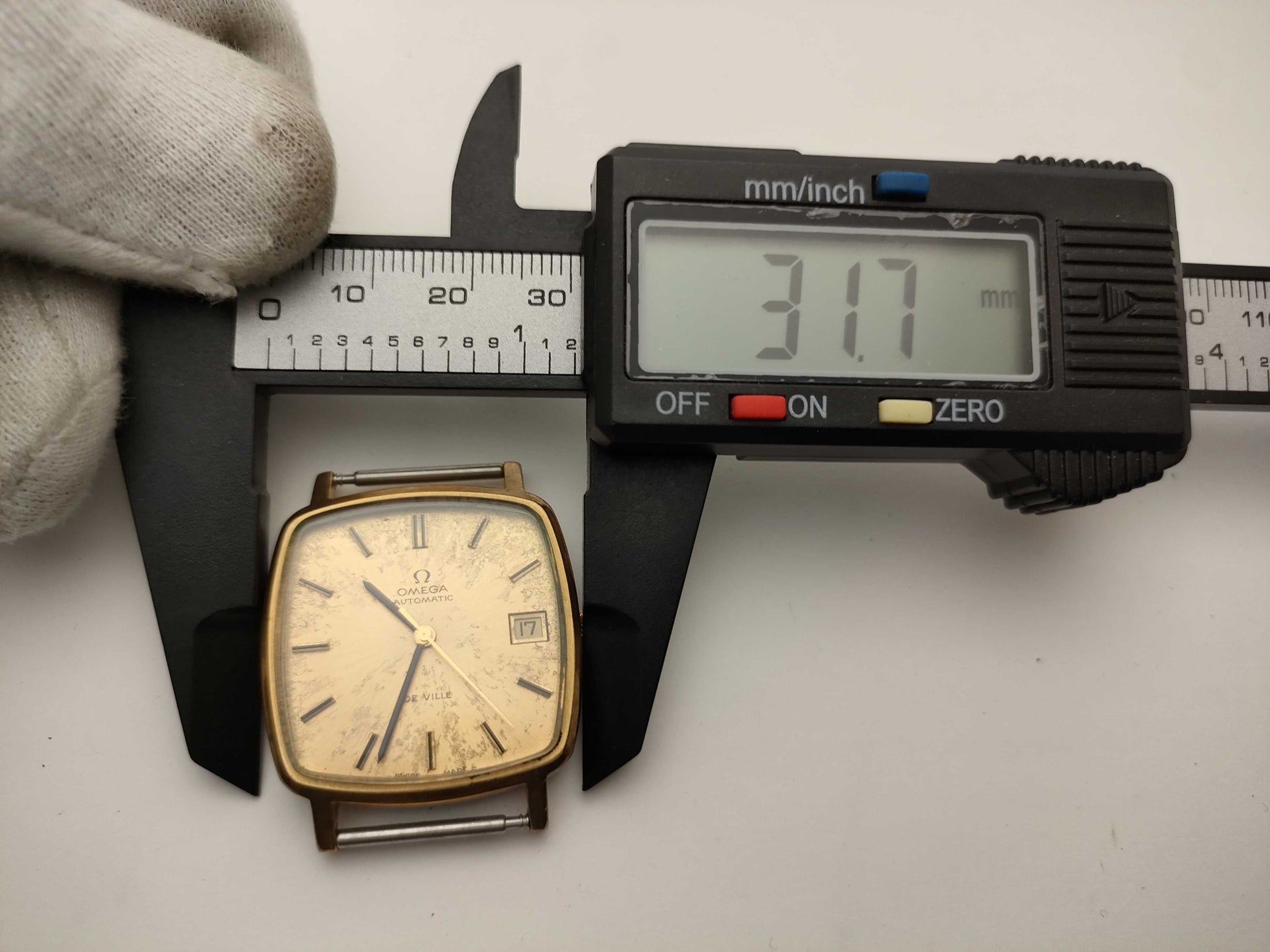 OMEGA Devil Square Hand-Wound Women's Watch