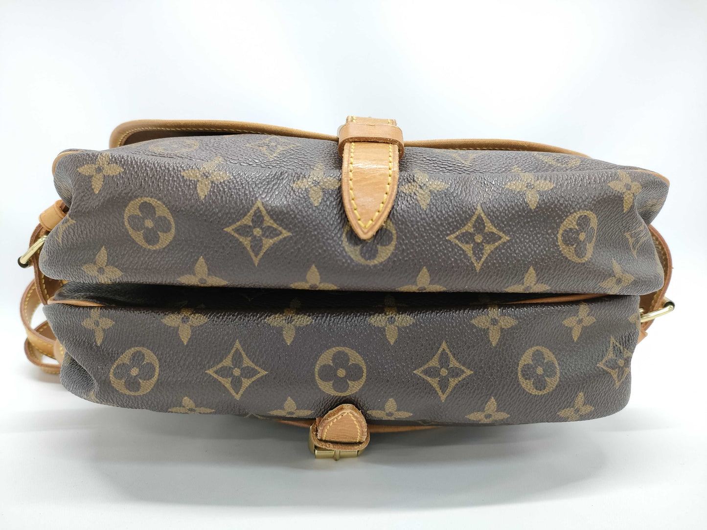 LOUIS VUITTON Monogram M42256 Saumur 30 Shoulder Bag