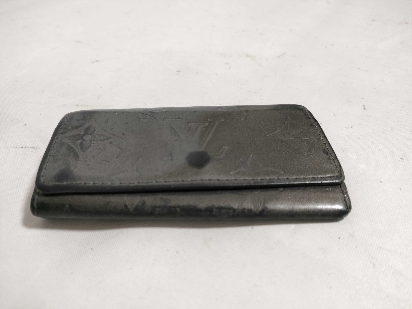 LOUIS VUITTON Monogram Matte Matte Murtikle 4-String Key Case / Keychain