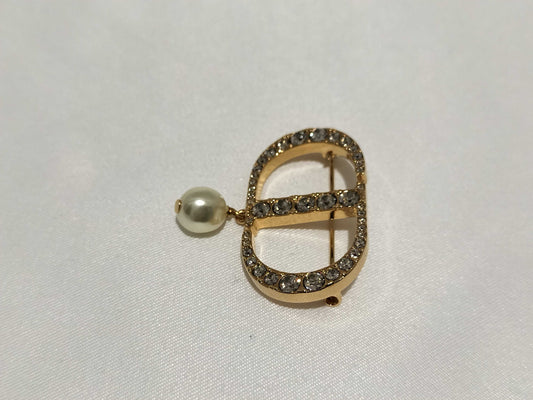 Dior logo rhinestone pearl brooch