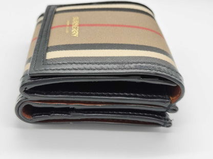 BURBERRY NOVA Compact Wallet